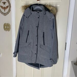 Big Chill Women's Gray Ski Jacket with Faux Fur Hood